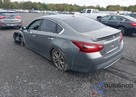 2018 Nissan Altima 2.5 Sr из США, поврежденный, VIN 1N4AL3AP2JC143885